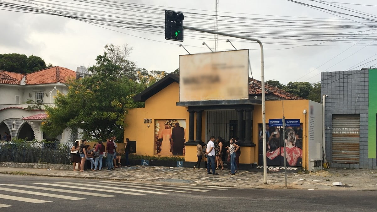 Formandos que denunciaram ‘calote’ de R$ 1 milhão ganham doações de empresas