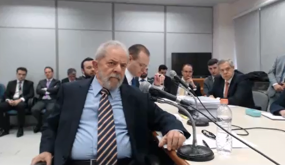 Relator da Lava Jato nega pedido para Lula ser ouvido no TRF4