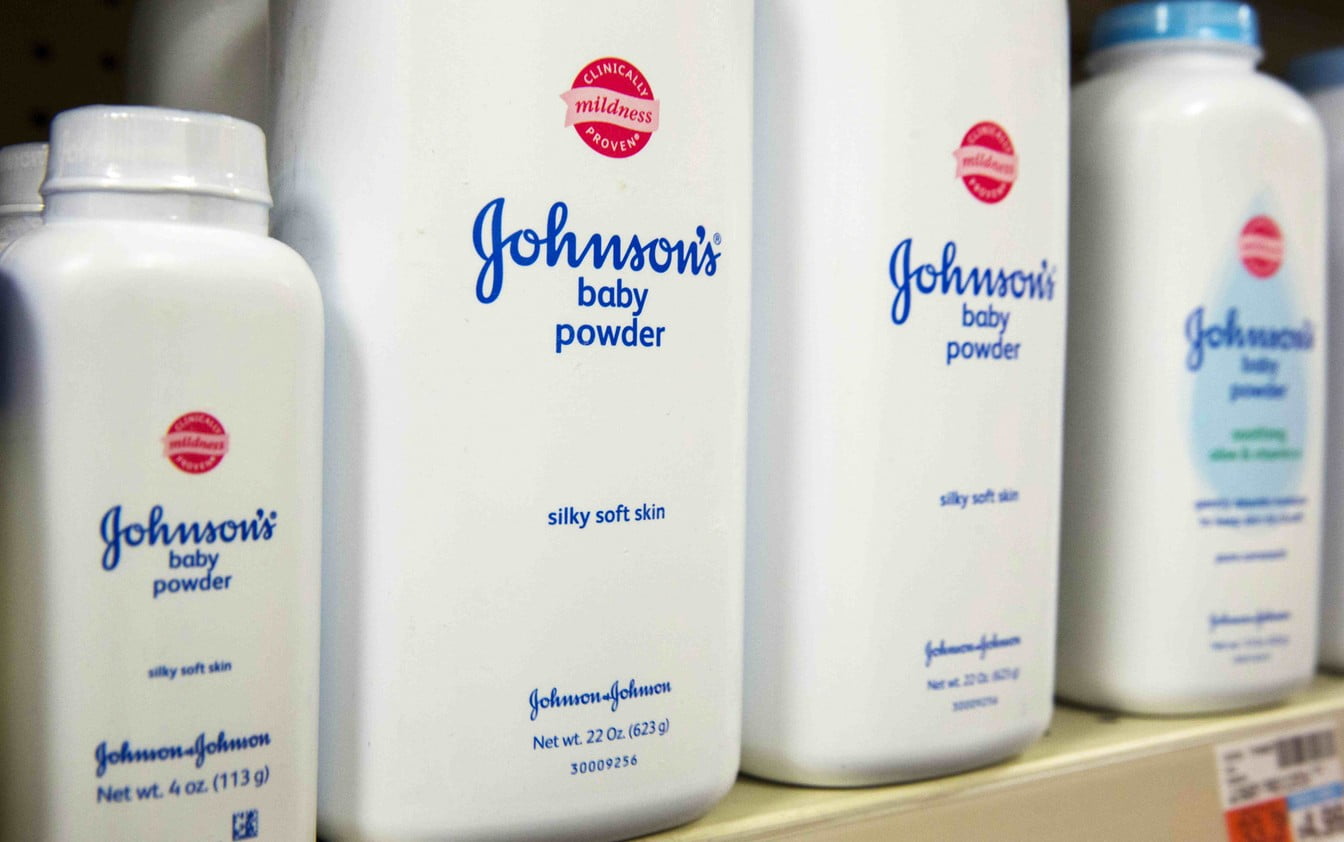 Câncer provocado por talco obriga Johnson & Johnson a pagar R$ 18 bilhões em indenização a mulheres