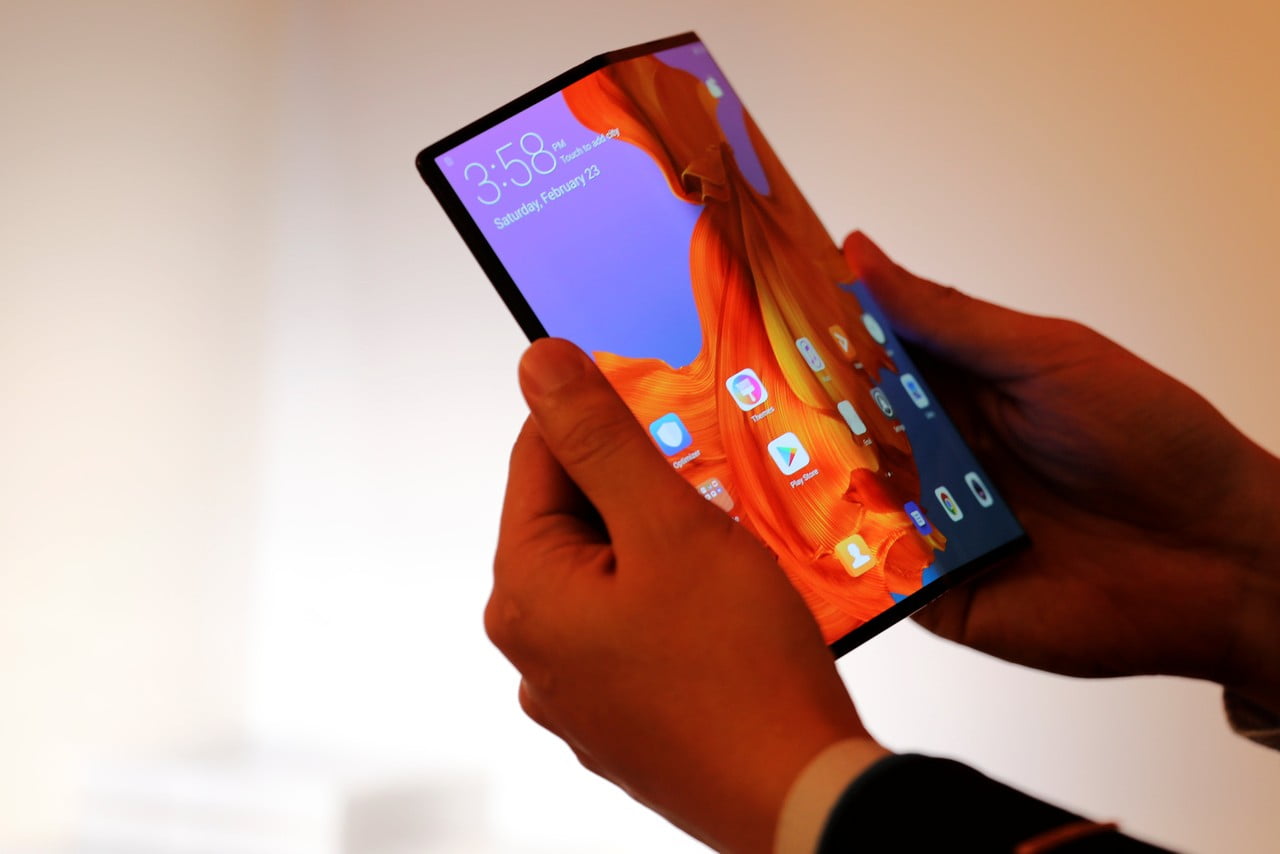 Huawei lança smartphone com tela dobrável que custará US$ 2,6 mil