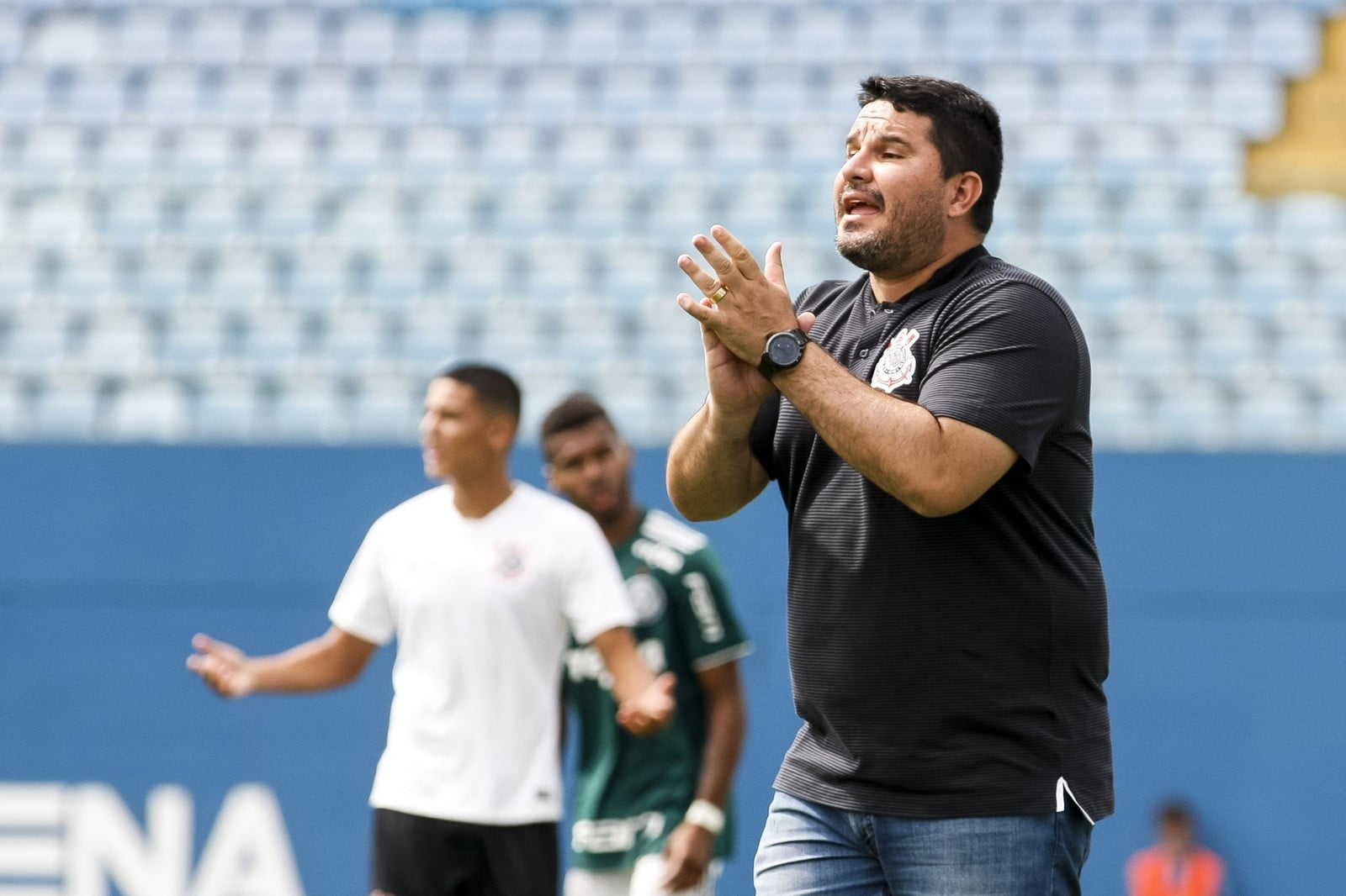 Eduardo Barroca deixa o time sub-20 do Corinthians e é o novo técnico do Botafogo