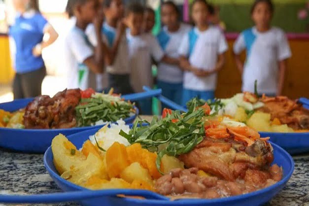 Vereadora Vânia de Zú apresenta Projeto de Lei que estabelece merenda escolar diferenciada para alunos com alergia ou intolerância alimentar