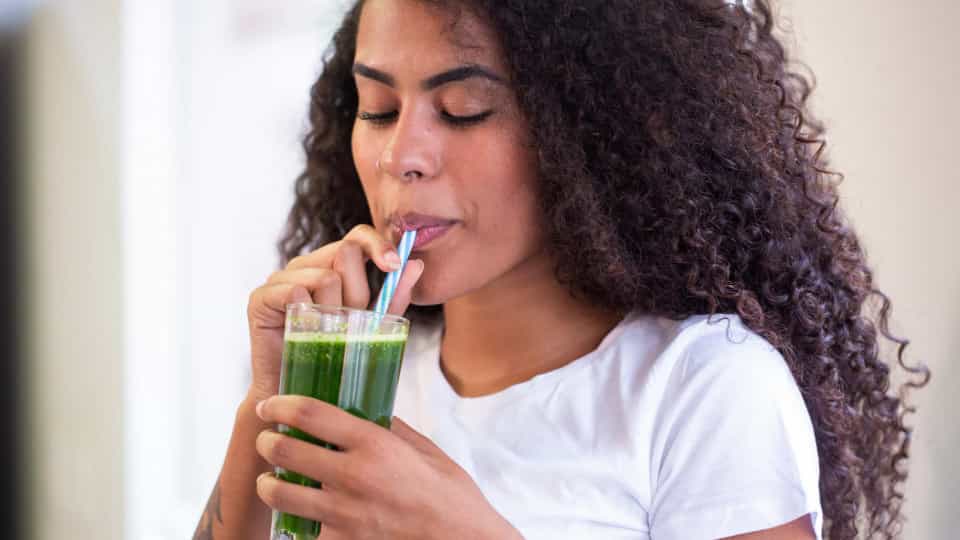 O (poderoso) suco natural que reforça a imunidade