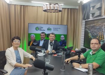 O Hospital de Mari já deveria ter sido entregue, mas o prefeito só quis  inaugurar no ano da eleição, afirma a Dra. Emanuelle ao Programa Voz da Paraíba; Assista