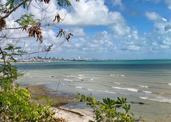 Apenas um trecho de praia está impróprio para banho na Paraíba; veja qual